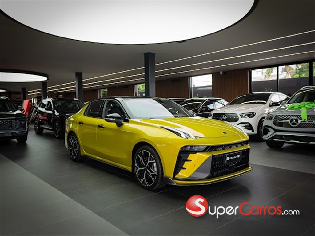 2025 Lynk CO 03 — foto 2 / 12