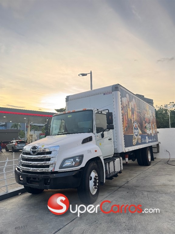 2015 Hino 338