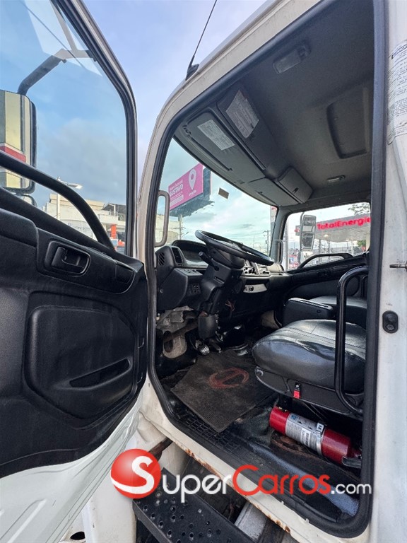 2015 Hino 338 — foto 4 / 6