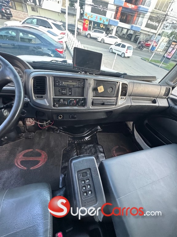 2015 Hino 338 — foto 6 / 6