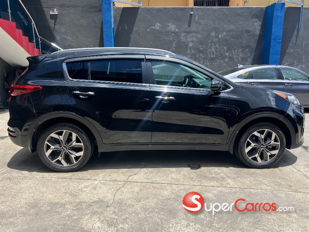 2020 Kia Sportage EX — foto 2 / 12