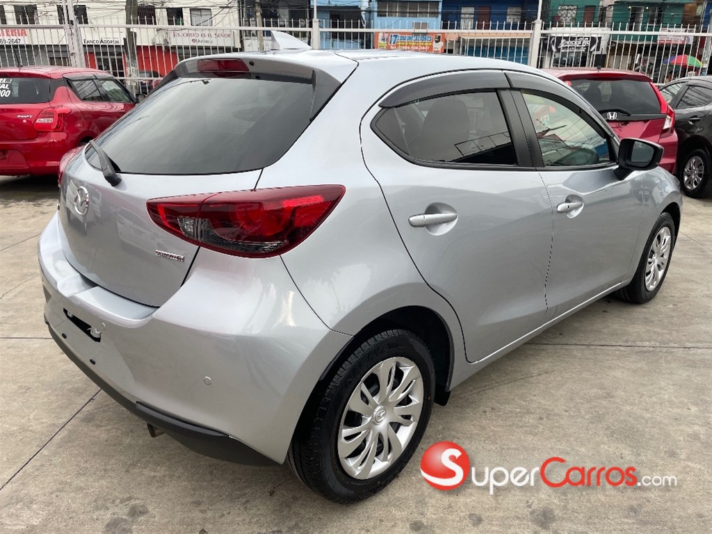 2020 Mazda 2 — foto 2 / 7