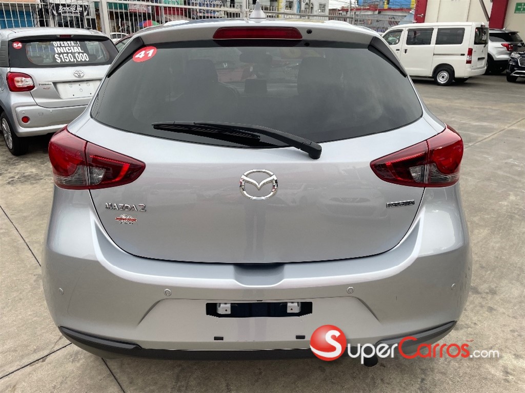 2020 Mazda 2 — foto 3 / 7