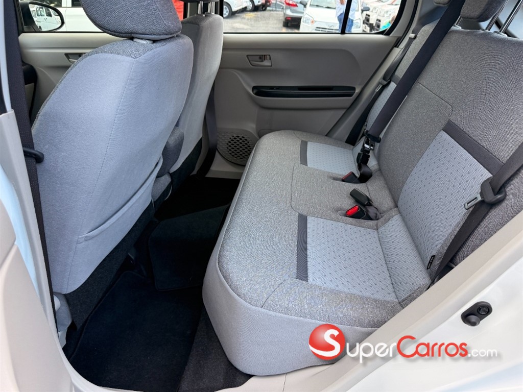2021 Toyota Passo — foto 7 / 12
