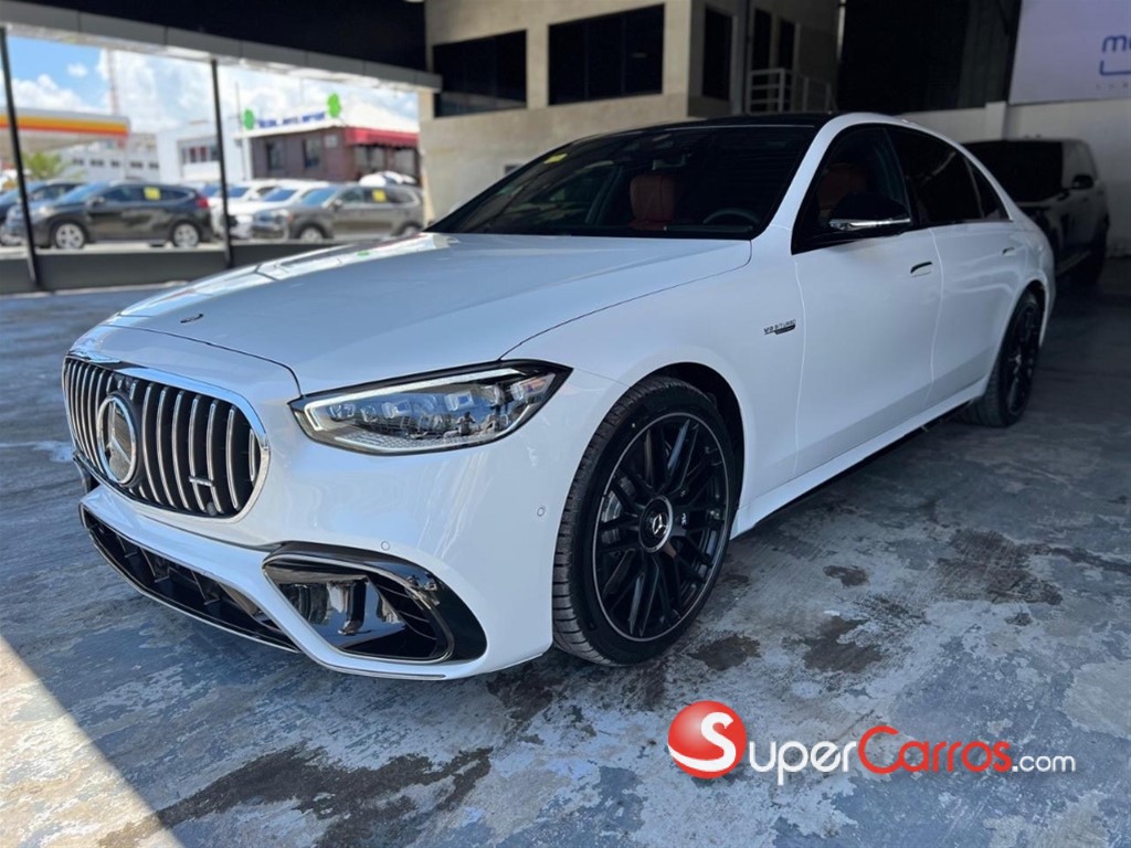 2026 Mercedes-Benz Clase S 63 AMG — foto 2 / 12