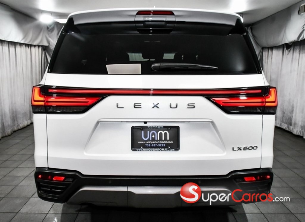 2024 Lexus LX 600 Luxury — foto 7 / 9