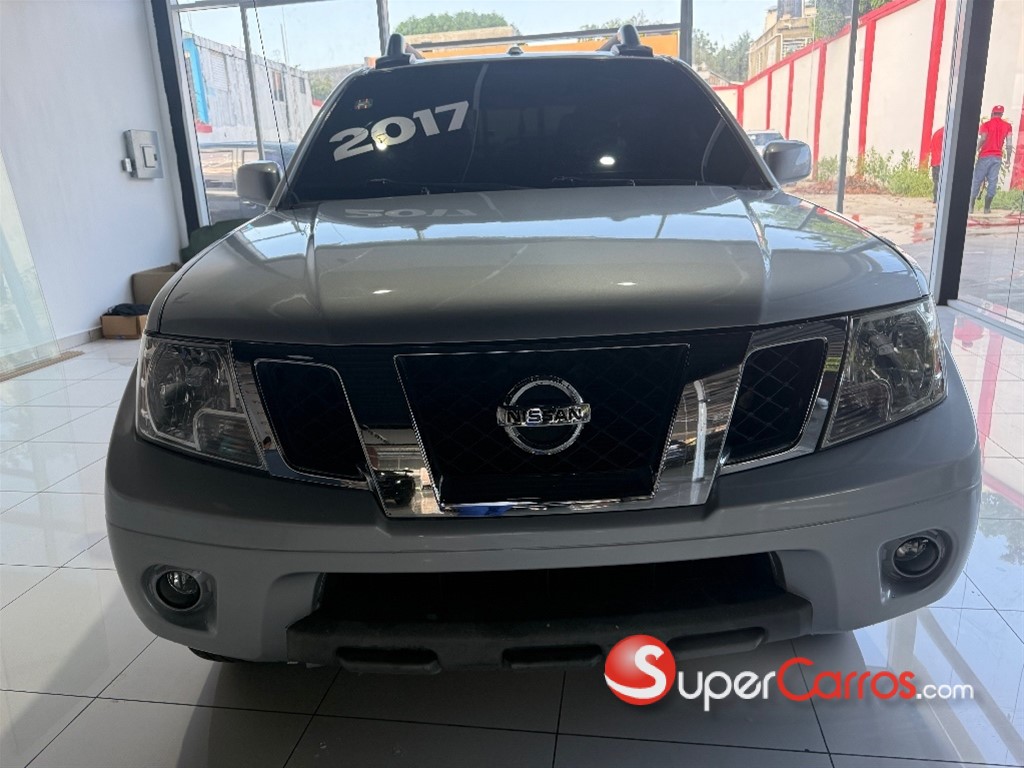 2017 Nissan Frontier Desert Runner — foto 12 / 12