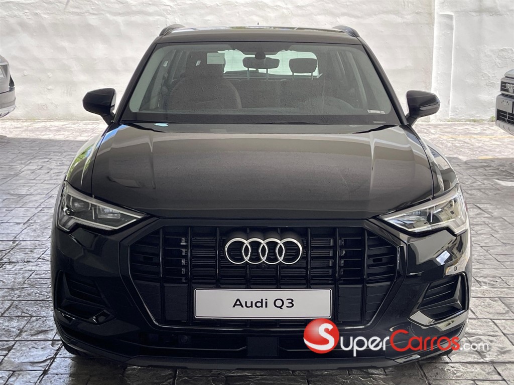 2026 Audi Q3 35 TFSI Advance Plus — foto 2 / 10