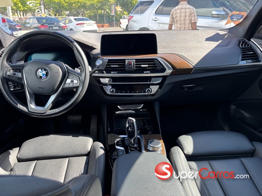2020 BMW X 3 XDrive 30i — foto 3 / 12