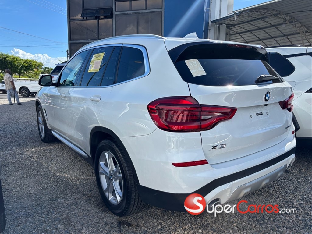 2020 BMW X 3 XDrive 30i — foto 6 / 12