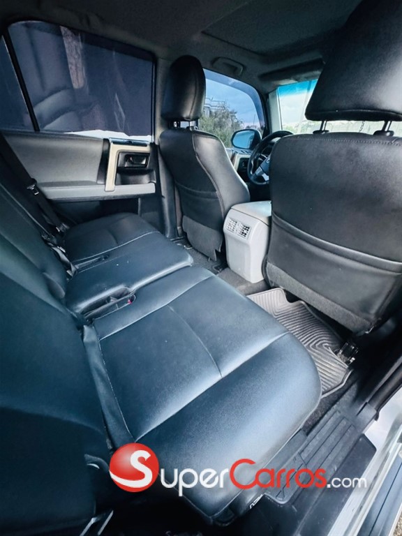 2011 Toyota 4 Runner Limited — foto 4 / 10