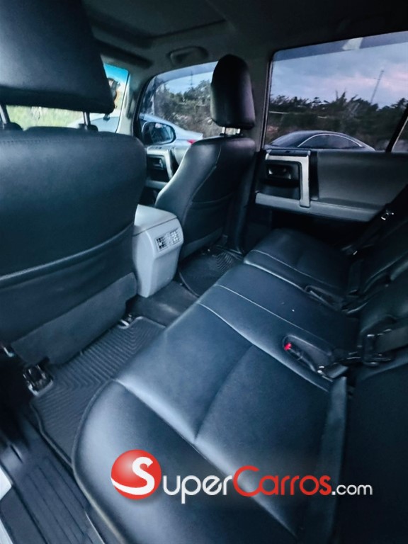 2011 Toyota 4 Runner Limited — foto 7 / 10