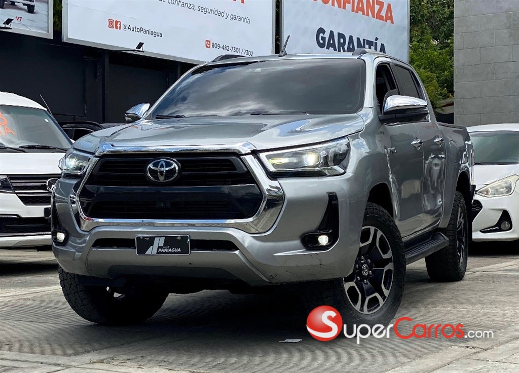 2023 Toyota Hilux Limited TSS