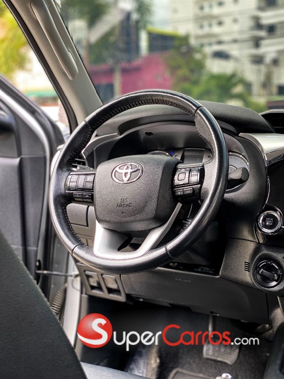 2023 Toyota Hilux Limited TSS — foto 5 / 12