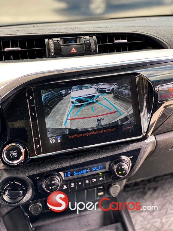 2023 Toyota Hilux Limited TSS — foto 8 / 12