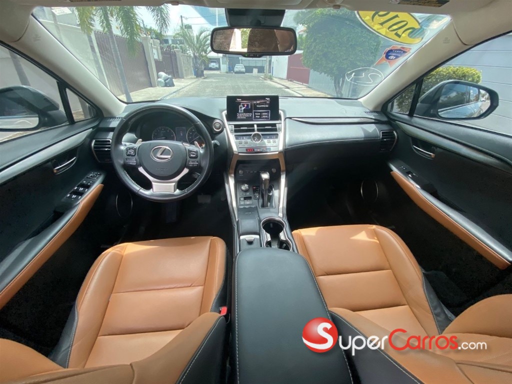 2019 Lexus NX 300 F Sport — foto 7 / 12