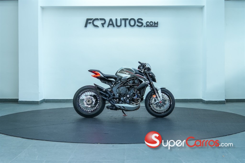 2022 MV AGUSTA DRAGSTER 800 RR — foto 2 / 10