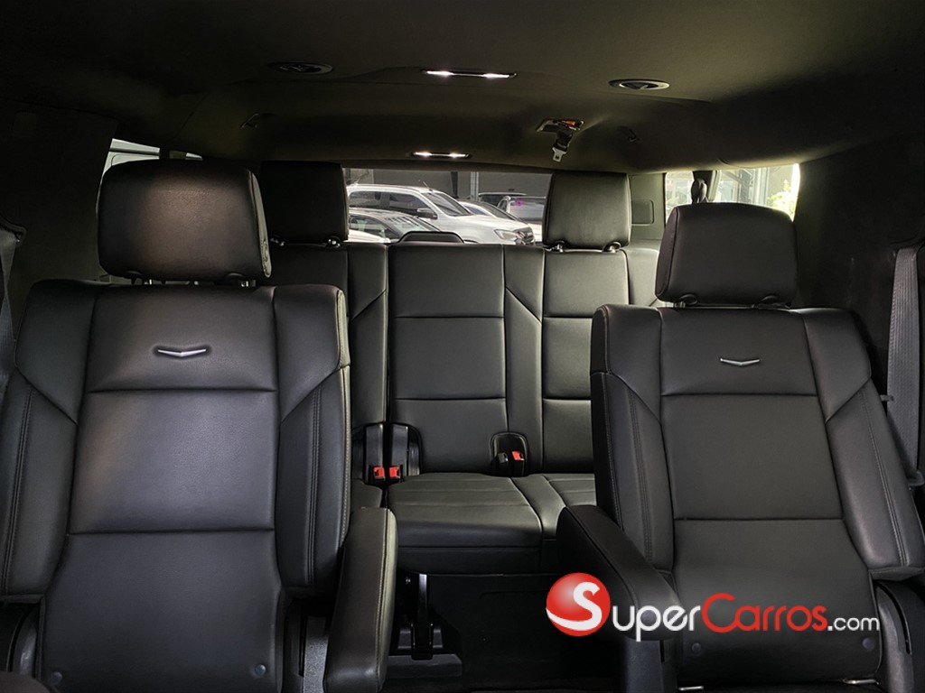 2021 Cadillac Escalade — foto 6 / 10
