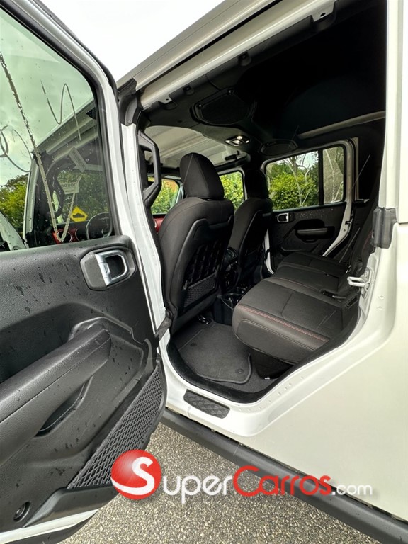 2021 Jeep Gladiator Rubicon — foto 3 / 11