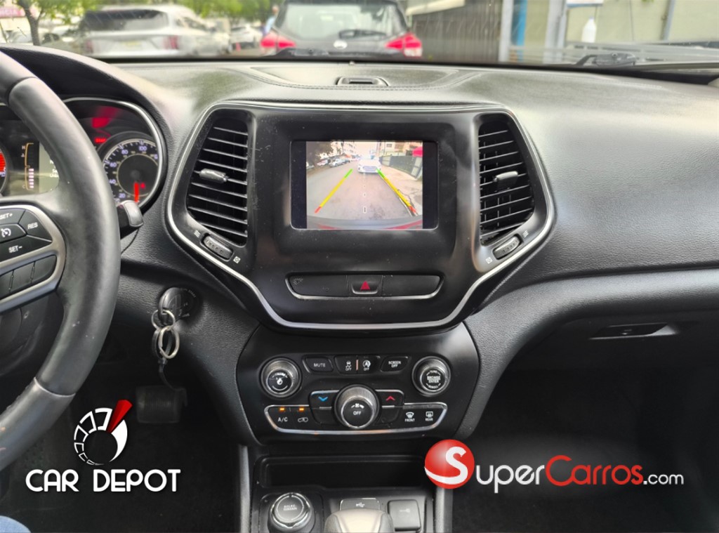 2019 Jeep Cherokee Altitude — foto 6 / 12
