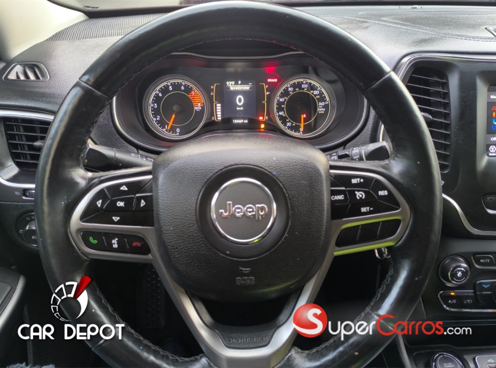 2019 Jeep Cherokee Altitude — foto 7 / 12