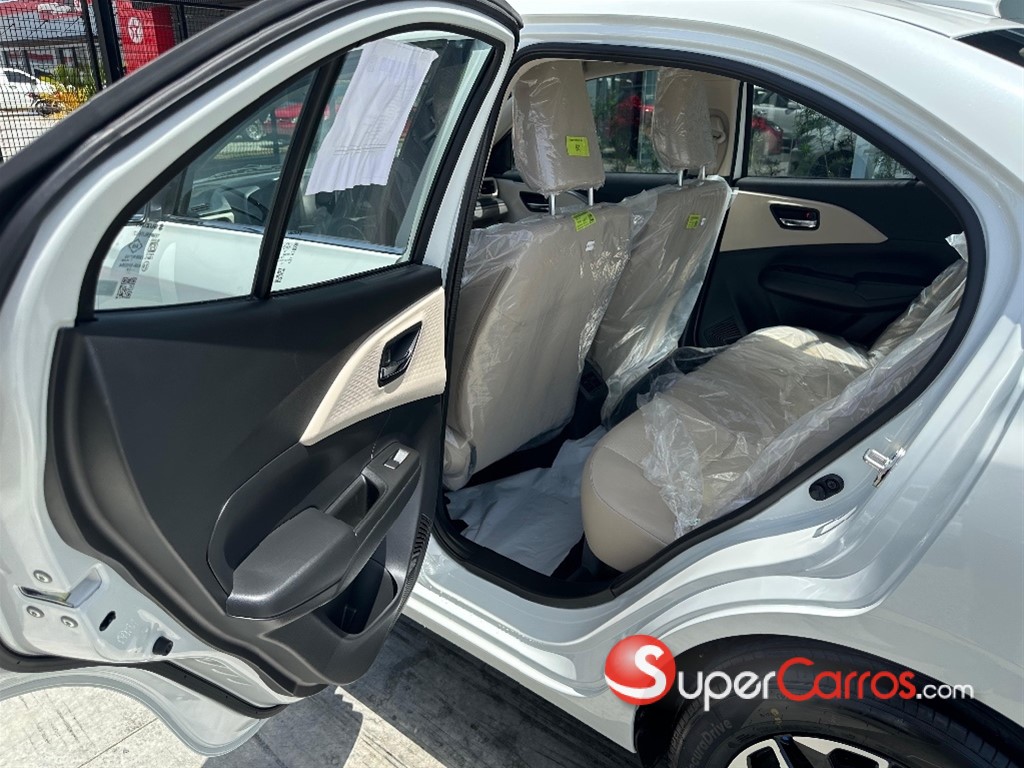 2026 Suzuki Dzire GLX — foto 10 / 10