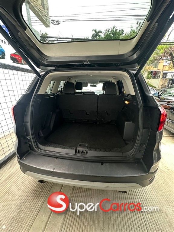 2019 Ford Escape SEL Ecoboost — foto 6 / 8