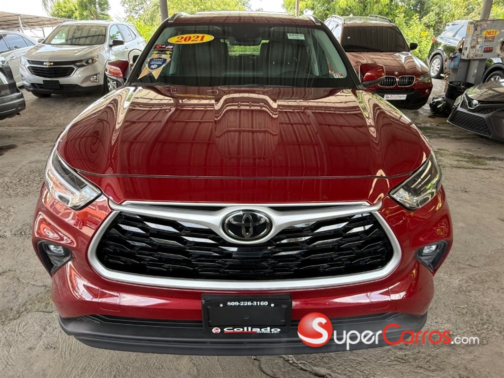 2021 Toyota Highlander XLE