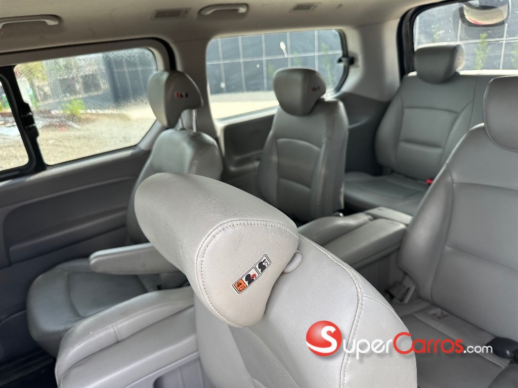 2019 Hyundai Grand Starex — foto 6 / 7