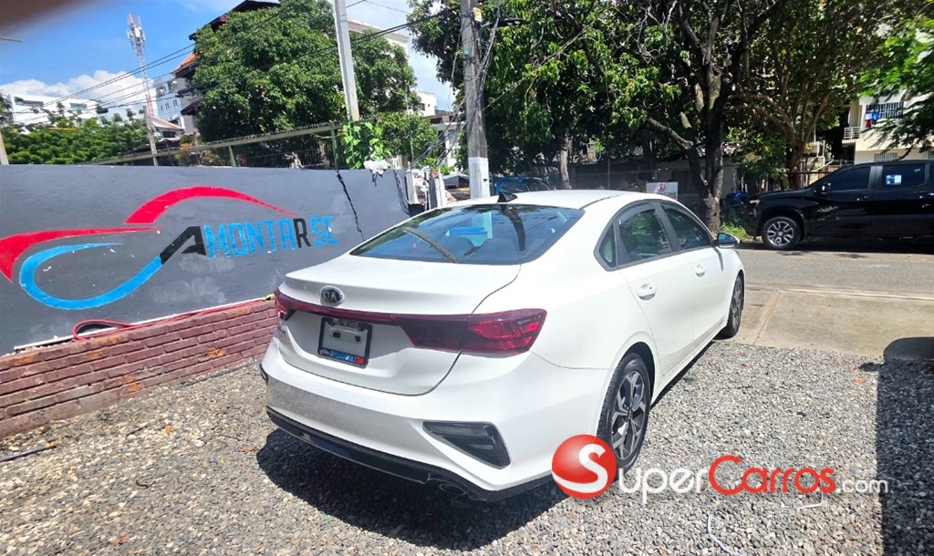 2021 Kia Forte LXS — foto 4 / 10