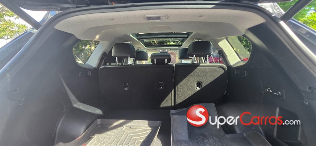 2020 Hyundai Santa Fe Limited — foto 10 / 11