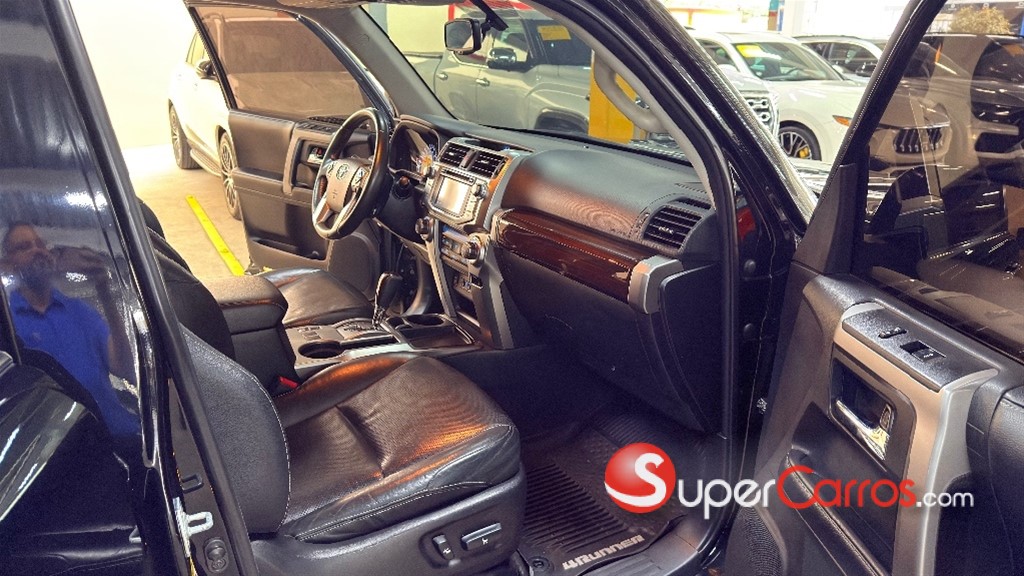 2016 Toyota 4 Runner Limited — foto 5 / 10