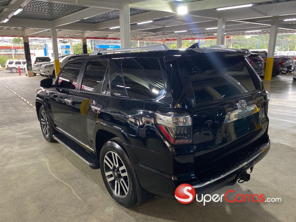 2016 Toyota 4 Runner Limited — foto 8 / 10
