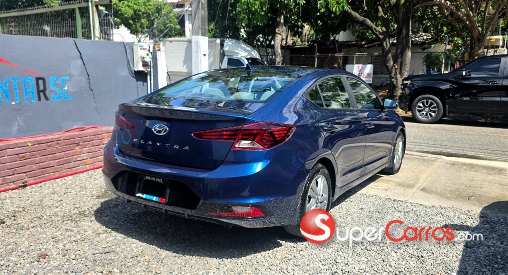2020 Hyundai Elantra Value Edition — foto 4 / 10