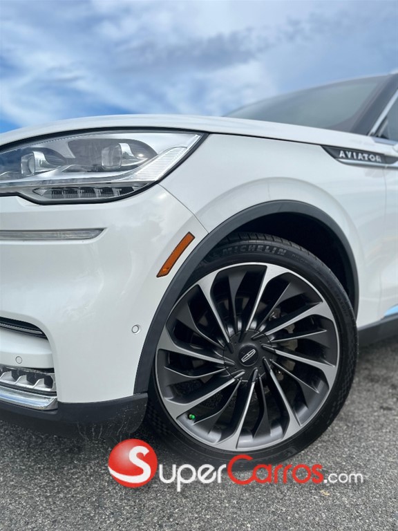 2020 Lincoln Aviator — foto 4 / 10