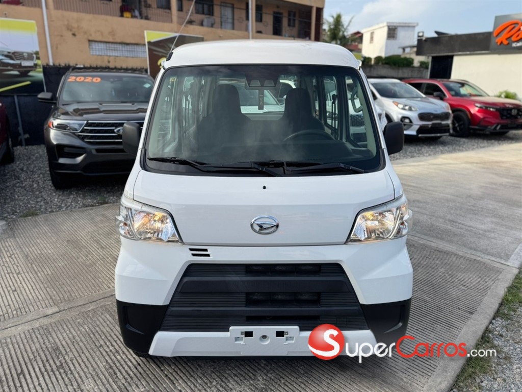 2020 Daihatsu Hijet — foto 2 / 9