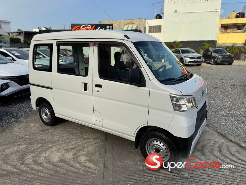 2020 Daihatsu Hijet — foto 3 / 9