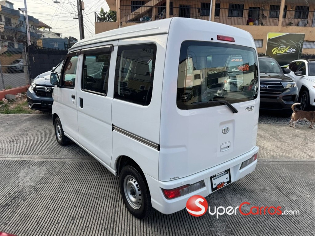 2020 Daihatsu Hijet — foto 4 / 9
