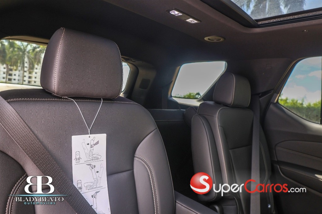 2023 Chevrolet Traverse LT — foto 3 / 12