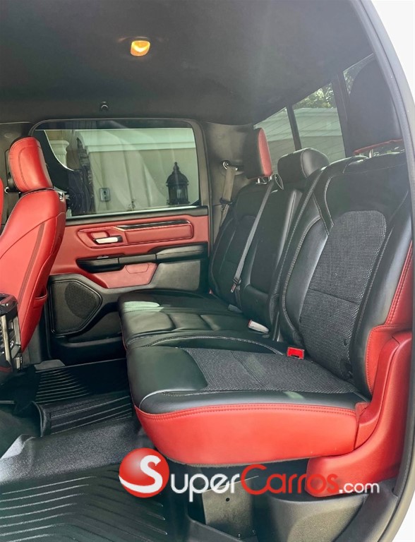 2020 Ram REBEL — foto 8 / 11
