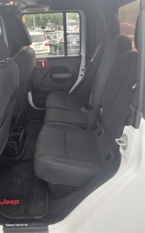 2020 Jeep Gladiator Sport — foto 4 / 6