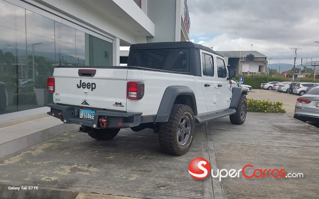 2020 Jeep Gladiator Sport — foto 6 / 6