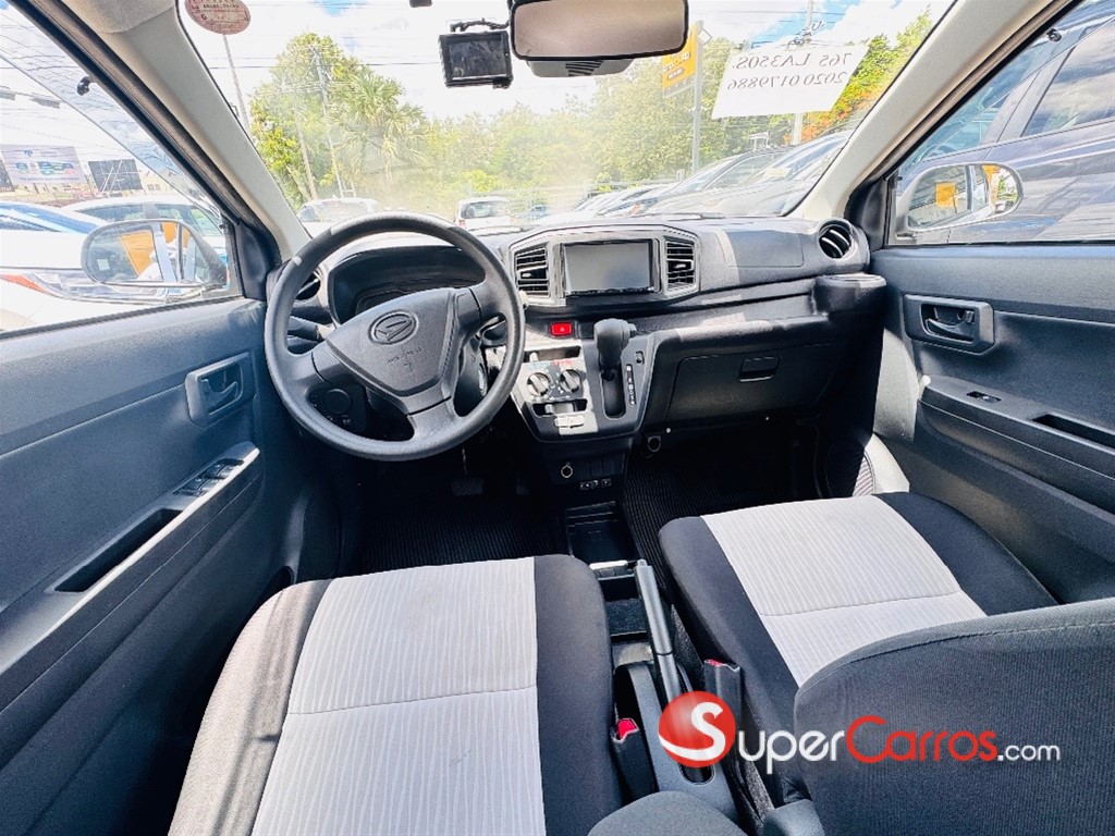 2020 Daihatsu Mira — foto 8 / 12