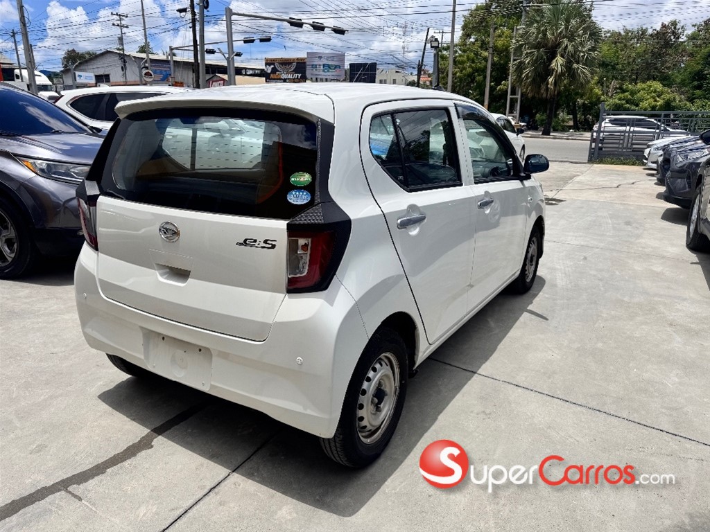 2021 Daihatsu Mira — foto 5 / 12