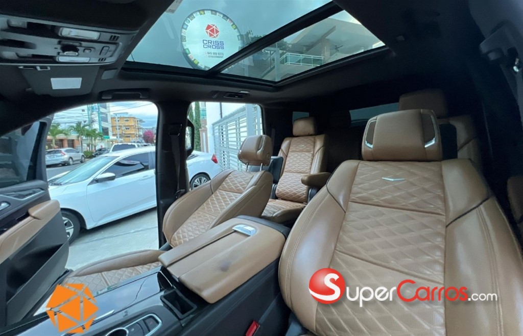 2021 Cadillac Escalade Premium Luxury — foto 8 / 10