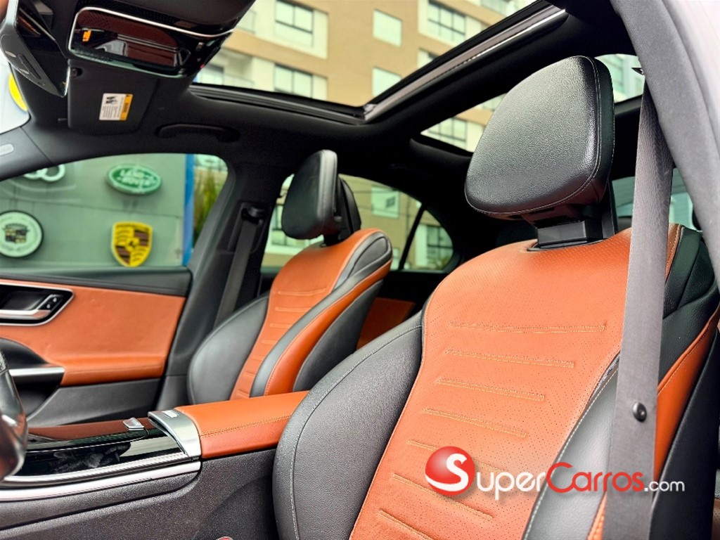 2022 Mercedes-Benz Clase C 300 AMG — foto 3 / 10
