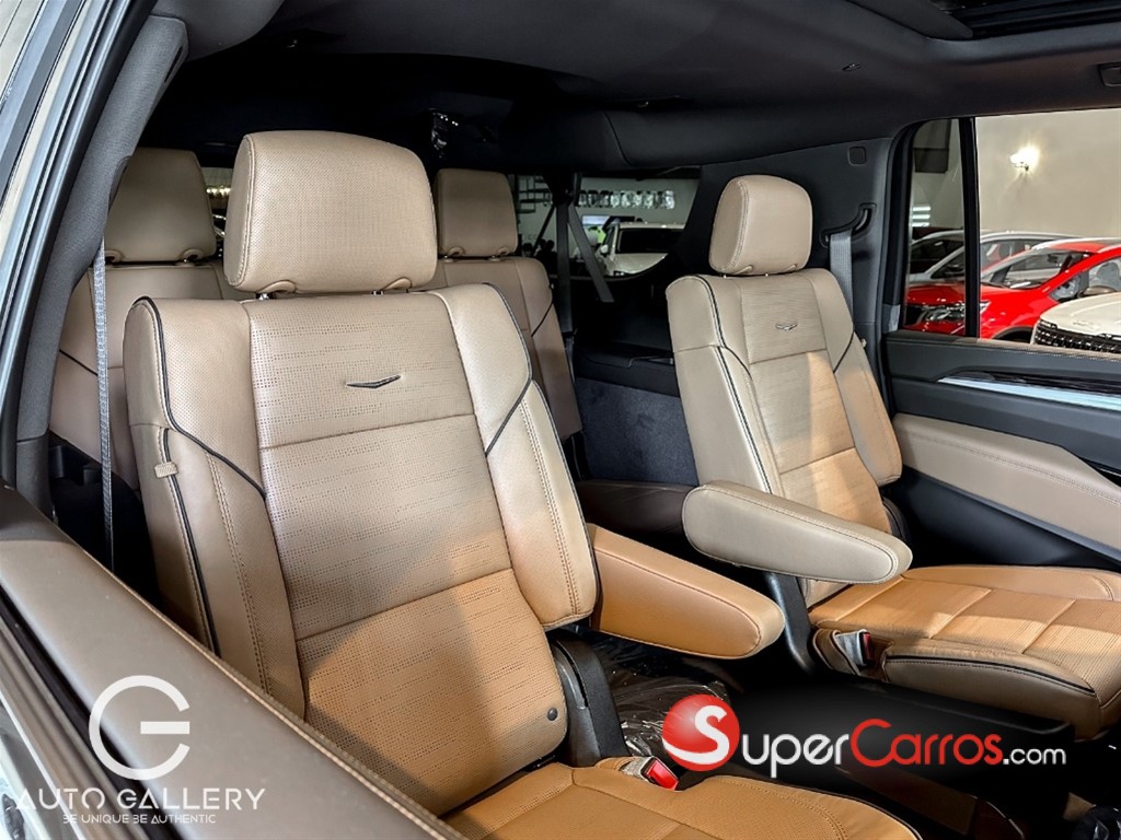 2026 Cadillac Escalade Premium Luxury Long — foto 10 / 12