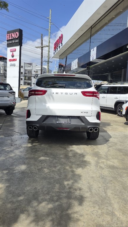 2027 Jetour X70 FL — foto 7 / 12