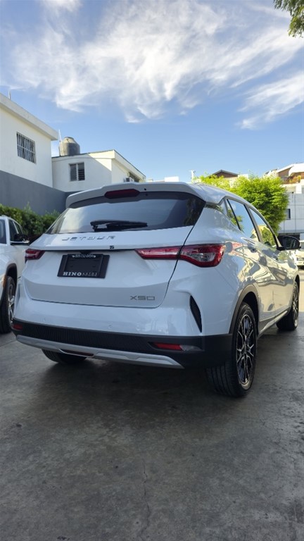 2027 Jetour X50 — foto 10 / 12