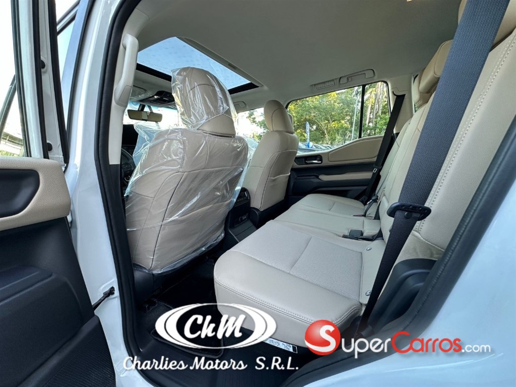 2026 Toyota Land Cruiser Prado All Rounder — foto 7 / 11